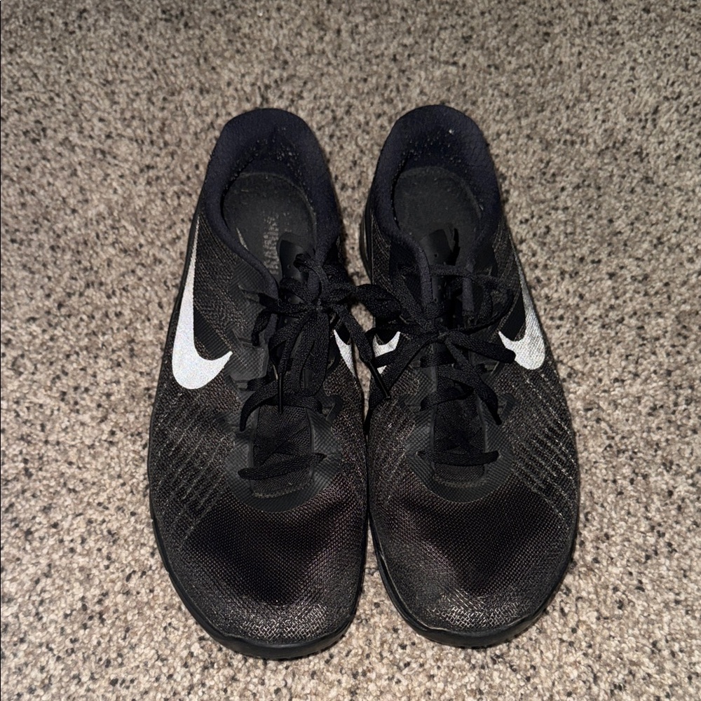 Nike Black Metcon Athletic Shoes